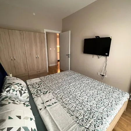 Center 1br - Free Parking & Wi-fi Appartamento