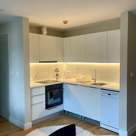 Center 1br - Free Parking & Wi-fi *